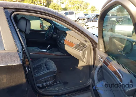 2013 BMW X6 xDrive50I z USA, uszkodzony, nr VIN 5UXFG8C55DL591652